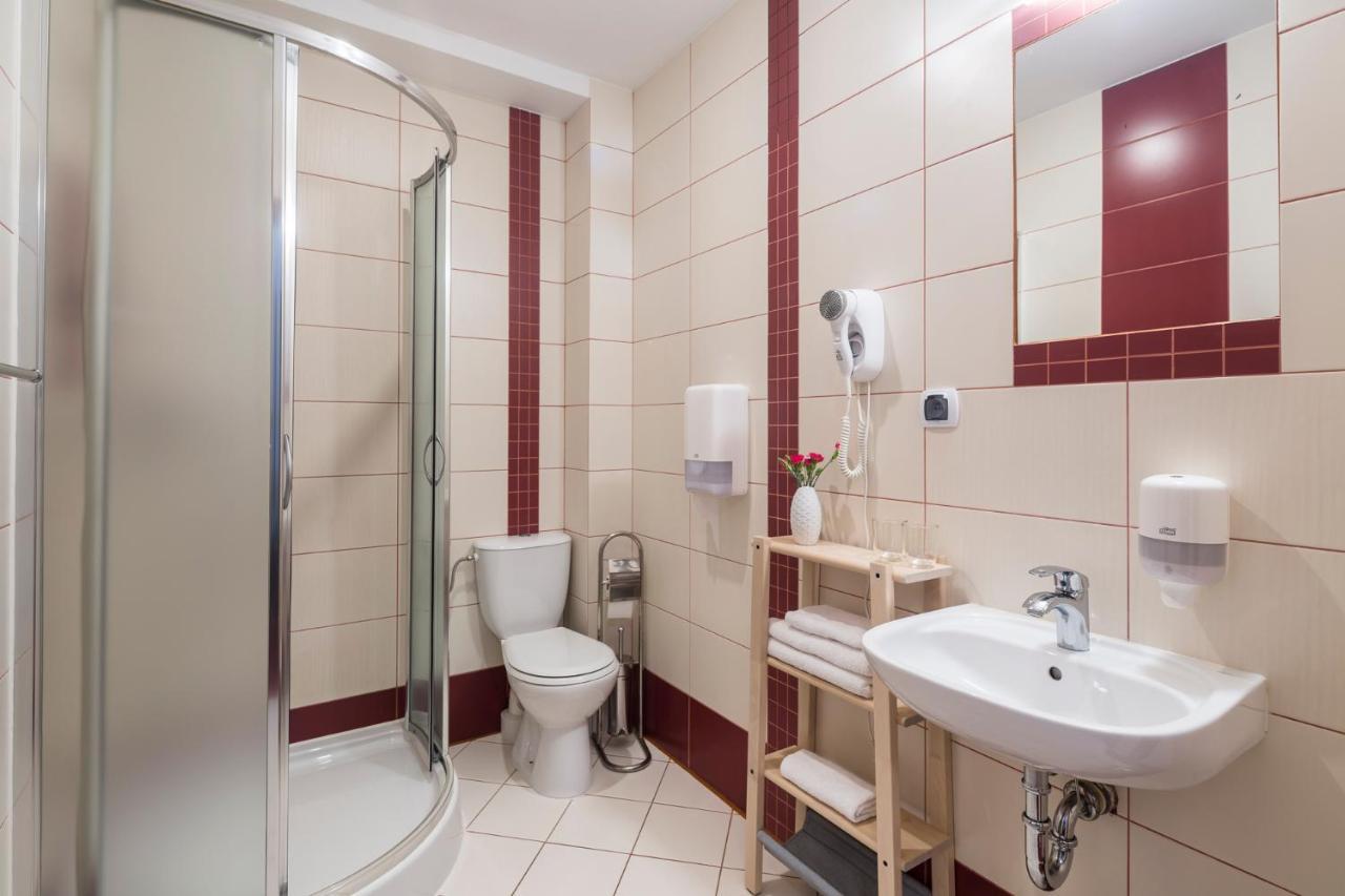 Noce I Dnie Hotel Postolowo Ngoại thất bức ảnh